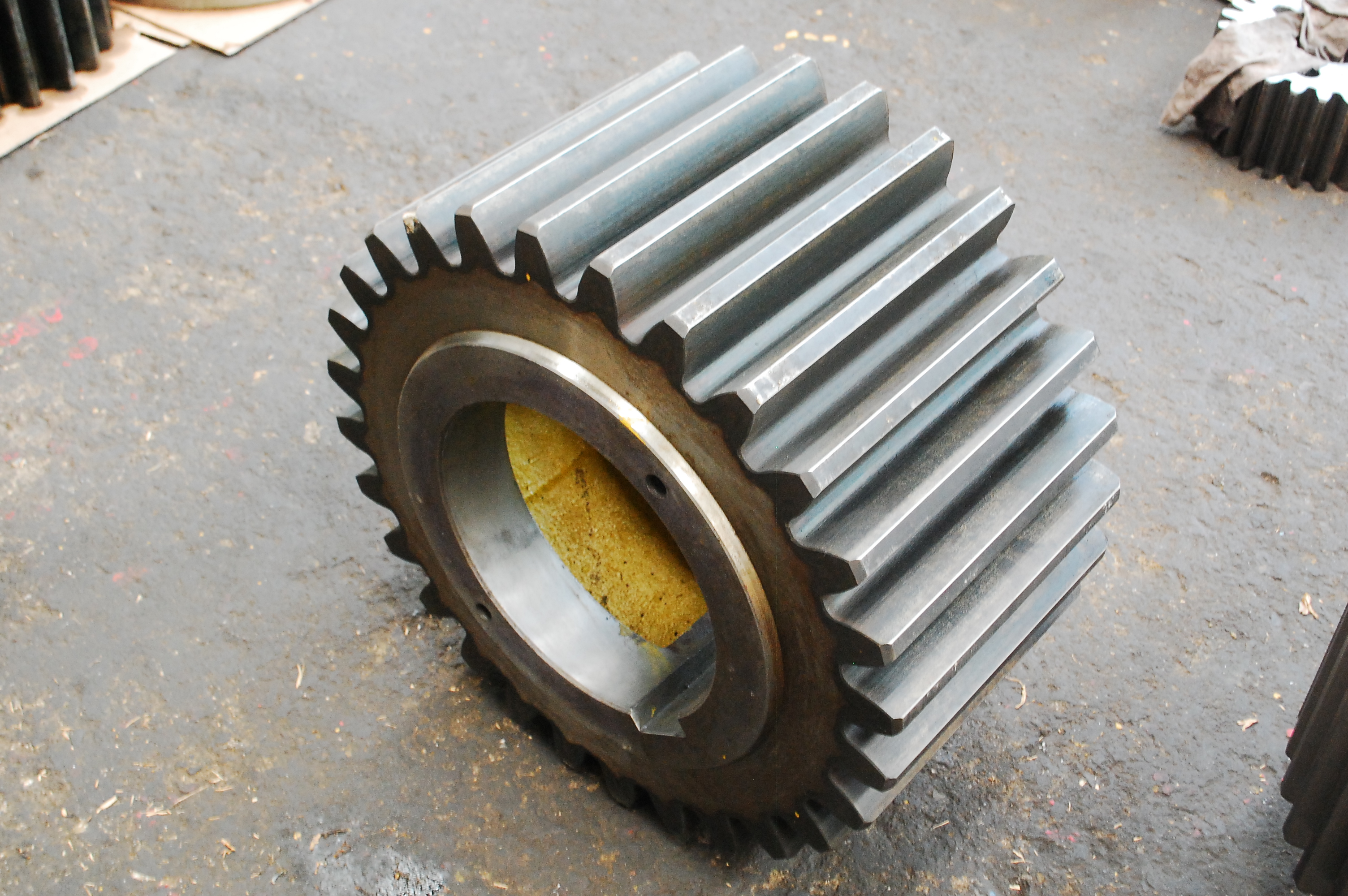 橡膠機械齒輪.JPG